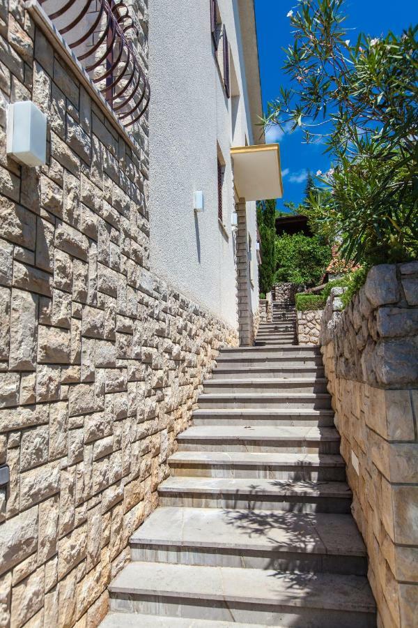 Villa Lesic Dramalj Ngoại thất bức ảnh